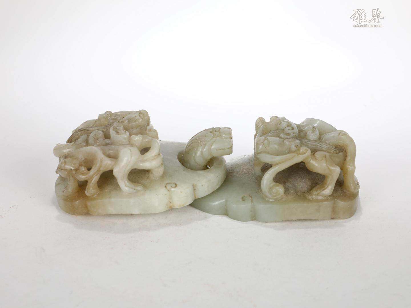 清 白玉龍紋帶扣