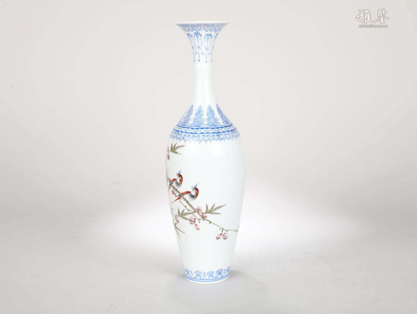 近代 粉彩薄胎花瓶